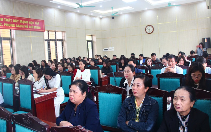 Xã Thạch Thất chú trọng nâng cao kiến thức, kỹ năng về công tác dân số trong tình hình mới- Ảnh 3.