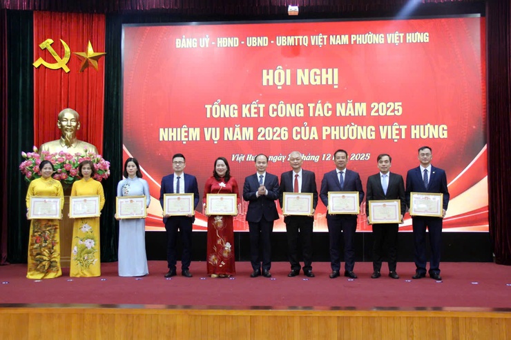 Phường Việt Hưng tổng kết công tác năm 2025 và triển khai nhiệm vụ năm 2026- Ảnh 7.