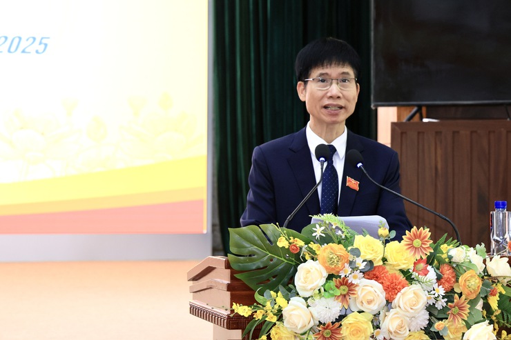 HĐND xã Thư Lâm khoá I, nhiệm kỳ 2021-2026 tổ chức Kỳ họp thứ Tư
( Kỳ họp đột xuất)
- Ảnh 6.