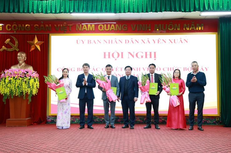 Yên Xuân tổ chức lại Trung tâm Văn hoá Thông tin và Thể thao xã thành Trung tâm dịch vụ tổng hợp- Ảnh 2.