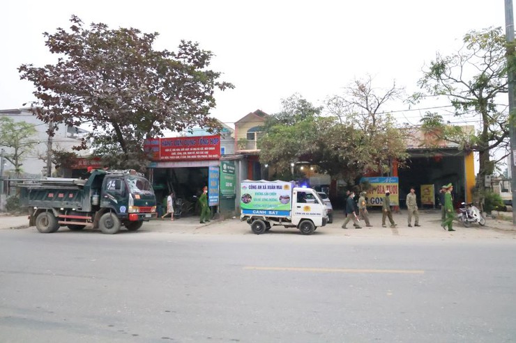 Xã Xuân Mai triển khai đợt cao điểm giải tỏa vi phạm trật tự đô thị, chợ cóc, chợ tạm- Ảnh 5.