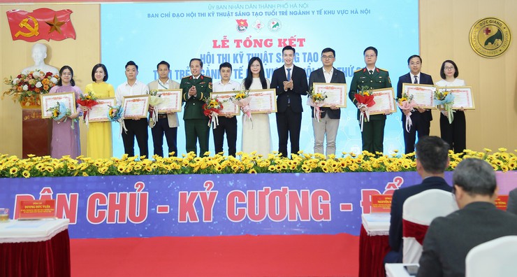 Hà Nội vinh danh gần 80 sáng kiến tiêu biểu của đội ngũ thầy thuốc trẻ- Ảnh 3.