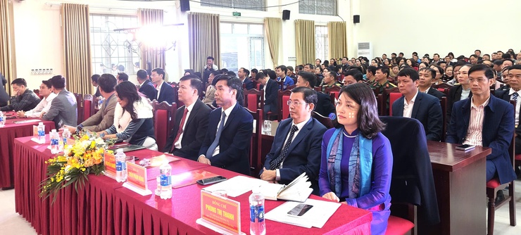 Xã Đoài Phương: Trên 100 tập thể, cá nhân được khen thưởng

- Ảnh 6.