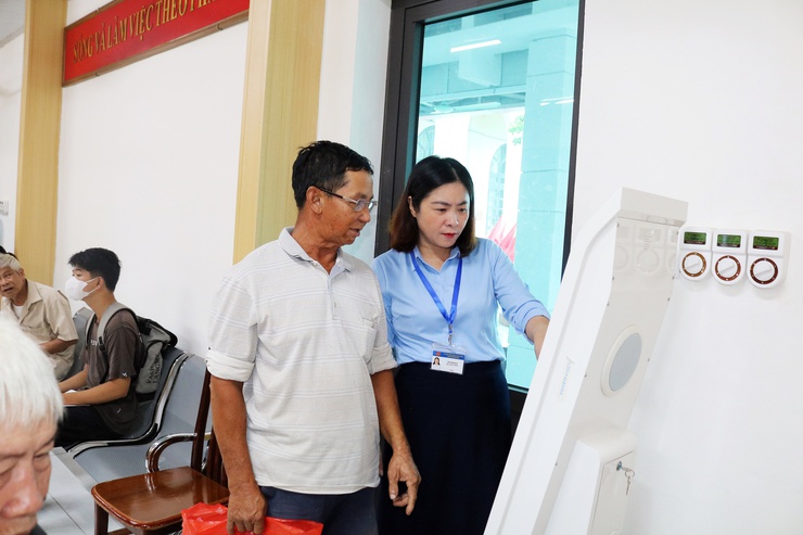 Tổ chức lại Trung tâm Phục vụ hành chính công thành phố Hà Nội- Ảnh 2.