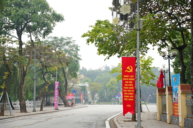 PHƯỜNG SƠN TÂY RỘN RÀNG CỜ HOA CHÀO MỪNG NĂM MỚI 2026- Ảnh 5.