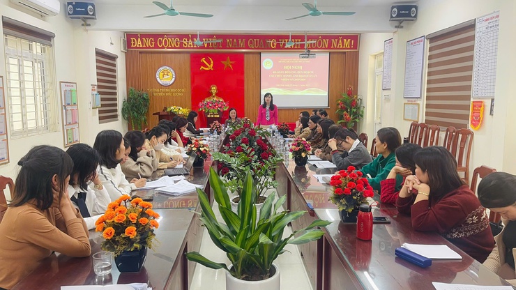 Trường THCS Nguyễn Đức Lượng rà soát, bổ sung quy hoạch cán bộ lãnh đạo, quản lý nhiệm kỳ 2025–2030- Ảnh 1.