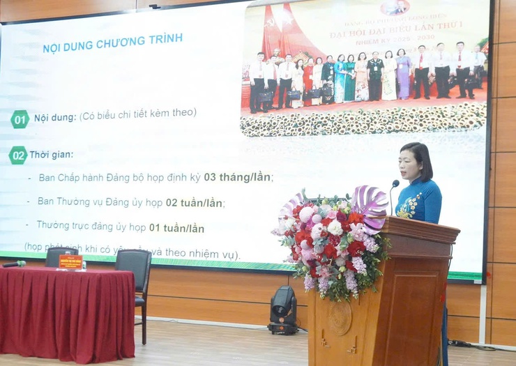 Hội nghị lần thứ Tư - Ban Chấp hành Đảng bộ phường Long Biên khoá I, nhiệm kỳ 2025 - 2030- Ảnh 2.