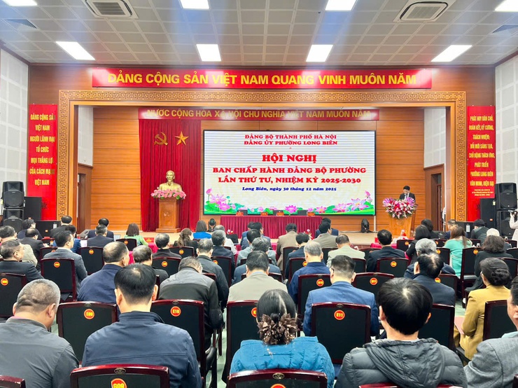 Hội nghị lần thứ Tư - Ban Chấp hành Đảng bộ phường Long Biên khoá I, nhiệm kỳ 2025 - 2030- Ảnh 1.