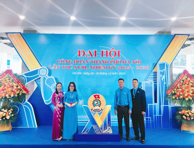 Đồng chí Hồ Thu Trang- PCT Ủy ban MTTQ Việt Nam xã, Chủ tịch Công đoàn xã Thanh Trì được bầu làm Ủy viên Ban Chấp hành Liên đoàn Lao động thành phố Hà Nội nhiệm kỳ 2025 - 2030- Ảnh 3.