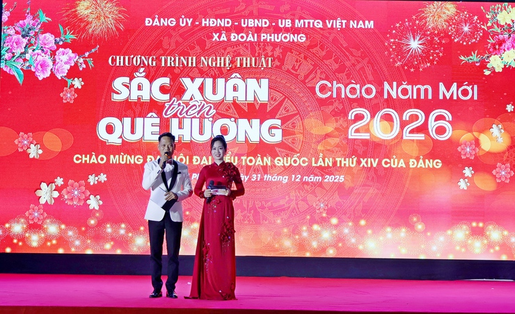 Xã Đoài Phương sôi nổi chương trình nghệ thuật chào năm mới 2026- Ảnh 4.