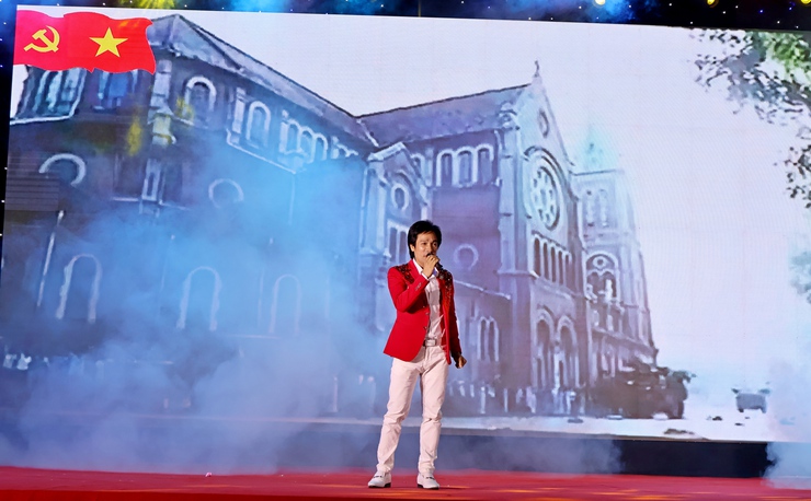 Xã Đoài Phương sôi nổi chương trình nghệ thuật chào năm mới 2026- Ảnh 7.