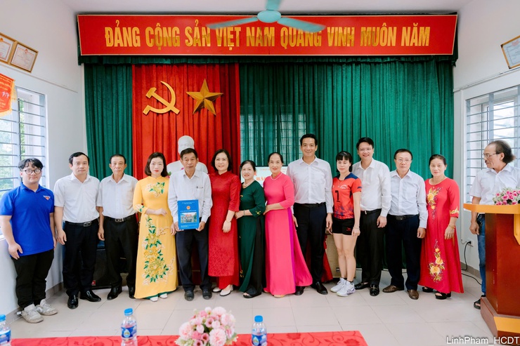 Phường Long Biên với phong trào “Sáng - Xanh - Sạch - Đẹp”- Ảnh 3.