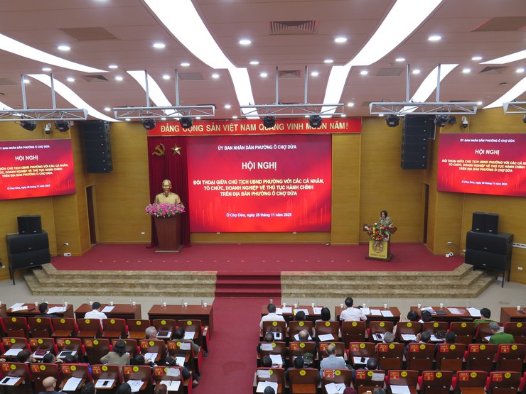 Phường Ô Chợ Dừa tổ chức Hội nghị đối thoại giữa Chủ tịch UBND Phường với các cá nhân, tổ chức, doanh nghiệp về thủ tục hành chính- Ảnh 2.