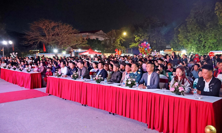 Xã Đoài Phương sôi nổi chương trình nghệ thuật chào năm mới 2026- Ảnh 11.