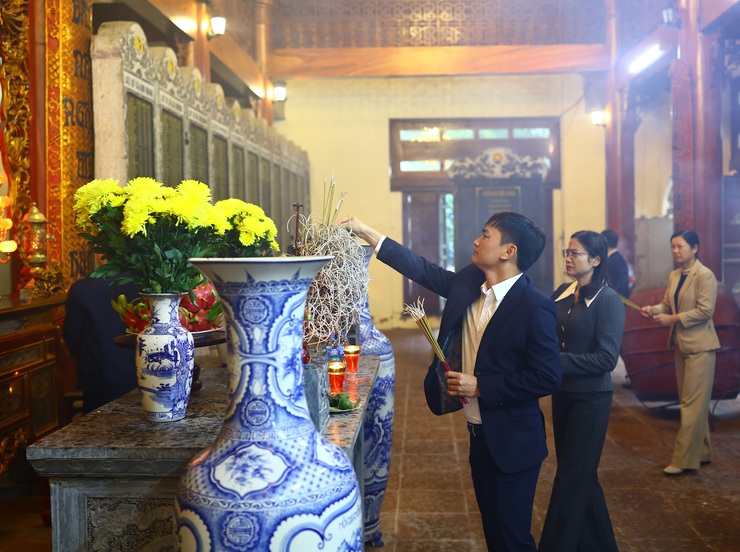 Thạch Thất: Tổ chức Lễ viếng Đền thờ Liệt sĩ nhân dịp Tết dương lịch 2026- Ảnh 8.