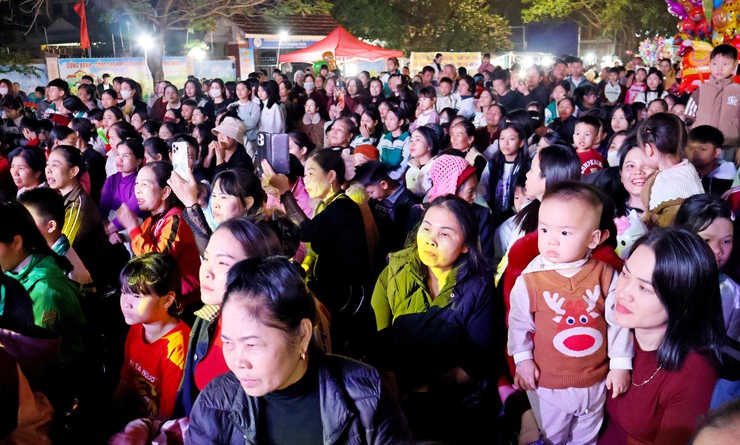 Xã Đoài Phương sôi nổi chương trình nghệ thuật chào năm mới 2026- Ảnh 12.