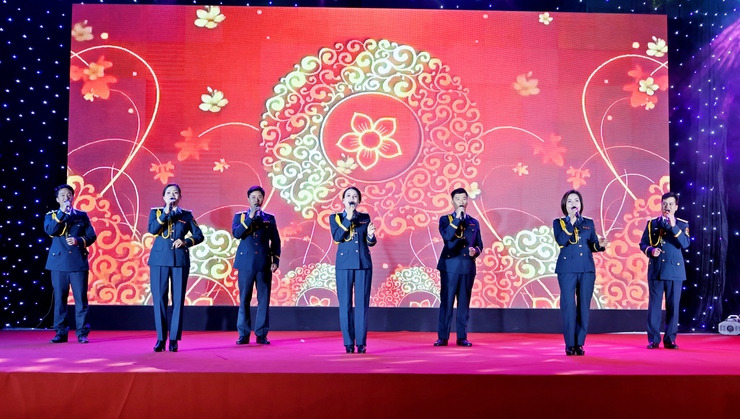 Xã Đoài Phương sôi nổi chương trình nghệ thuật chào năm mới 2026- Ảnh 6.