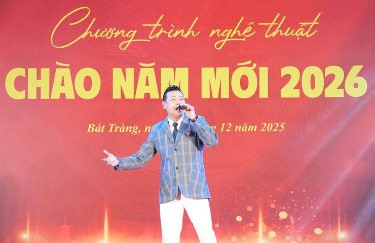 Bát Tràng hân hoan chào đón năm mới 2026!- Ảnh 4.