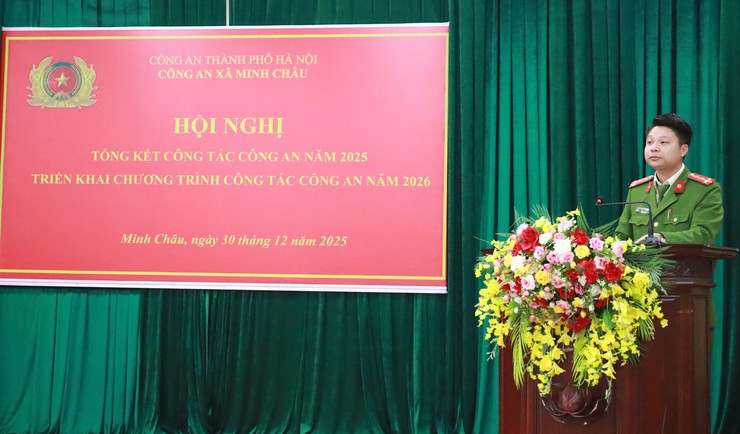 Công an xã Minh Châu tổ chức hội nghị tổng kết công tác năm 2025, triển khai chương trình công tác năm 2026 và phát động phong trào thi đua vì an ninh tổ quốc - Ảnh 1.