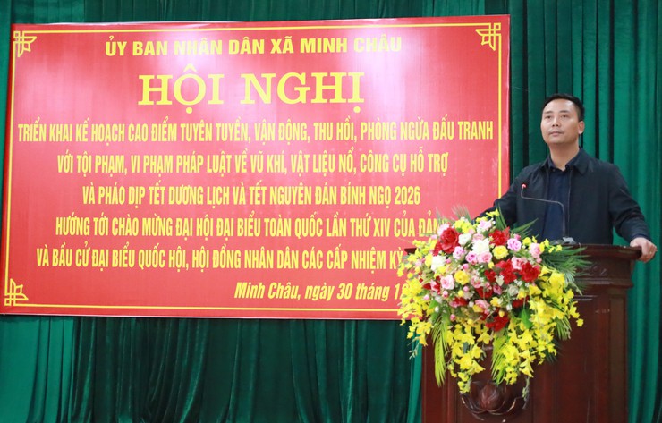 Công an xã Minh Châu tổ chức hội nghị tổng kết công tác năm 2025, triển khai chương trình công tác năm 2026 và phát động phong trào thi đua vì an ninh tổ quốc - Ảnh 2.