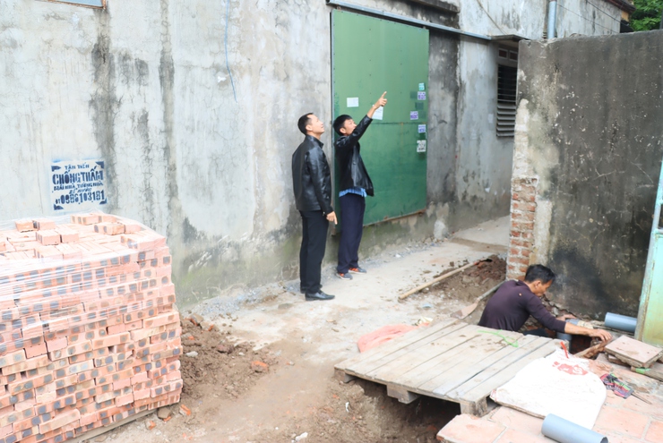 Thôn Đinh Xá – Phát huy sức mạnh đoàn kết, tự nguyện hiến đất làm đường xây dựng quê hương ngày càng khang trang- Ảnh 3.