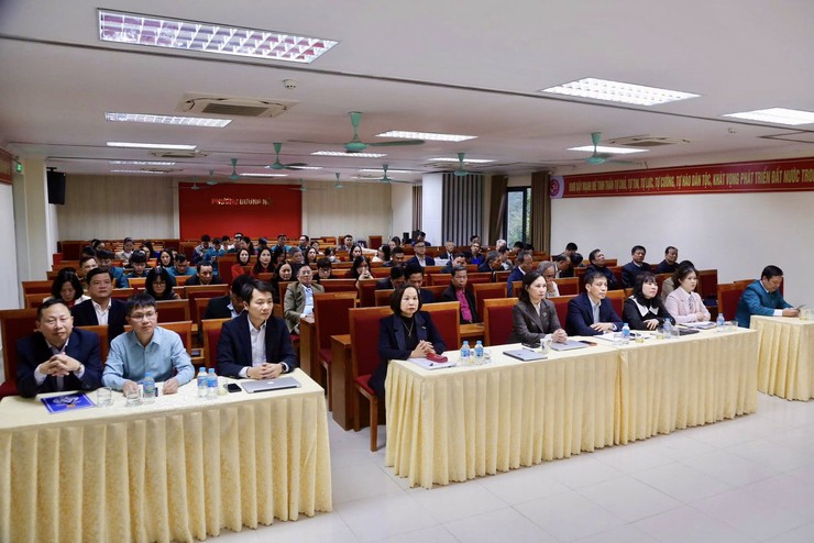 Phường Dương Nội dự Hội nghị trực tuyến Thành ủy - HĐND - UBND thành phố Hà Nội tổng kết công tác năm 2025, triển khai nhiệm vụ năm 2026- Ảnh 2.