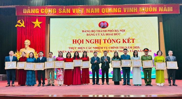 Đảng uỷ xã Hoài Đức tổng kết thực hiện các nhiệm vụ chính trị năm 2025, triển khai phương hướng nhiệm vụ trọng tâm năm 2026- Ảnh 5.
