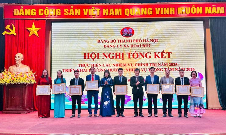 Đảng uỷ xã Hoài Đức tổng kết thực hiện các nhiệm vụ chính trị năm 2025, triển khai phương hướng nhiệm vụ trọng tâm năm 2026- Ảnh 6.