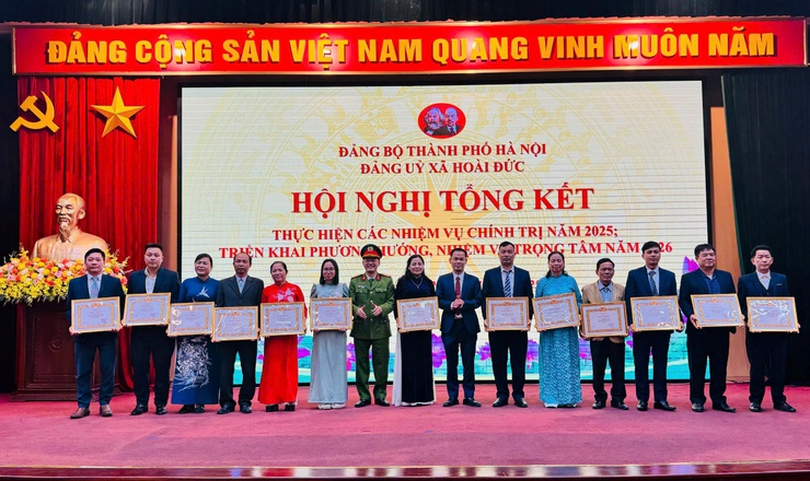 Đảng uỷ xã Hoài Đức tổng kết thực hiện các nhiệm vụ chính trị năm 2025, triển khai phương hướng nhiệm vụ trọng tâm năm 2026- Ảnh 9.
