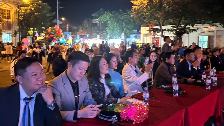 Ấn tượng chương trình nghệ thuật mừng Đảng, mừng Xuân 2026 tại thôn Đồi Dùng ( xã Mỹ Đức)- Ảnh 8.