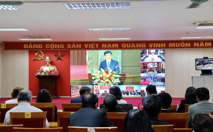 Phường Dương Nội dự Hội nghị trực tuyến Thành ủy - HĐND - UBND thành phố Hà Nội tổng kết công tác năm 2025, triển khai nhiệm vụ năm 2026- Ảnh 1.