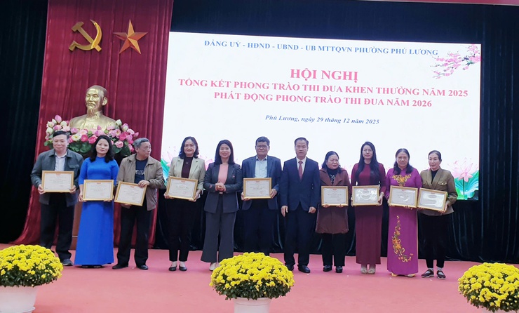 Phường Phú Lương tổng kết công tác thi đua khen thưởng năm 2025, triển khai nhiệm vụ năm 2026- Ảnh 7.