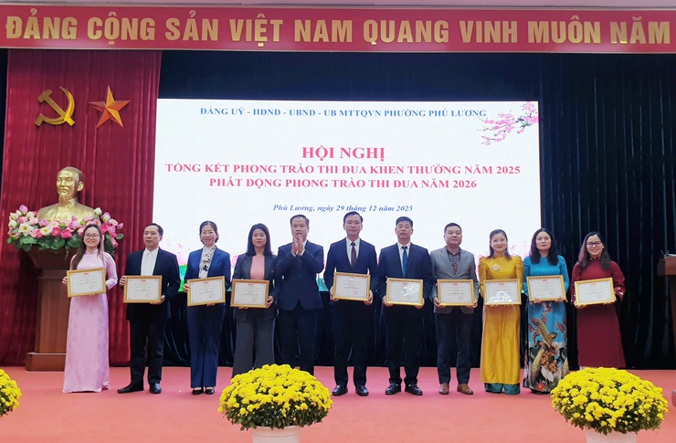Phường Phú Lương tổng kết công tác thi đua khen thưởng năm 2025, triển khai nhiệm vụ năm 2026- Ảnh 4.