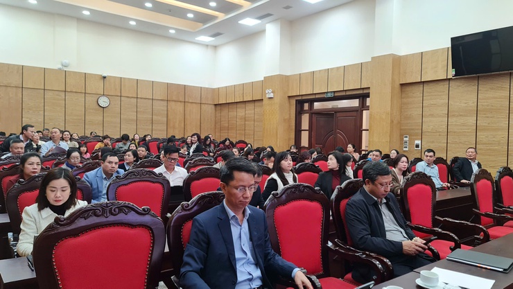 Phường Ngọc Hà lấy ý kiến cử tri nơi công tác đối với người ứng cử HĐND phường- Ảnh 1.