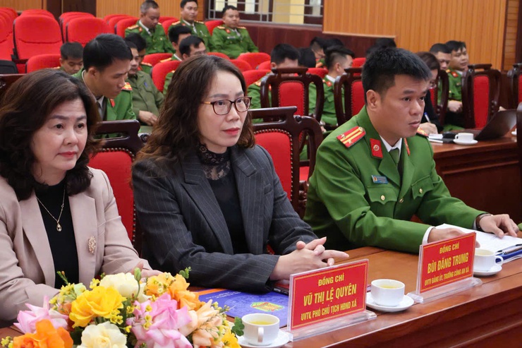 CÔNG AN XÃ HOÀ LẠC TỔ CHỨC HỘI NGHỊ TỔNG KẾT CÔNG TÁC NĂM 2025 VÀ TRIỂN KHAI CHƯƠNG TRÌNH CÔNG TÁC NĂM 2026- Ảnh 1.