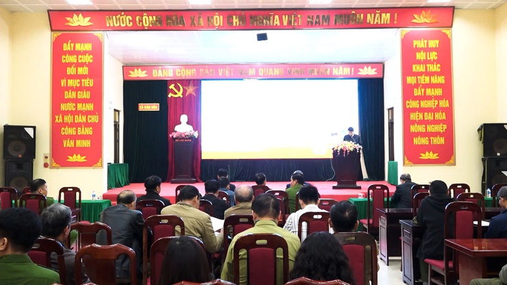 DÂN HÒA TỔ CHỨC HỘI NGHỊ TẬP HUẤN CÁC VĂN BẢN PHÁP LUẬT MỚI VÀ THỰC HÀNH KỸ NĂNG PHÒNG CHÁY, CHỮA CHÁY VÀ CỨU NẠN, CỨU HỘ- Ảnh 1.