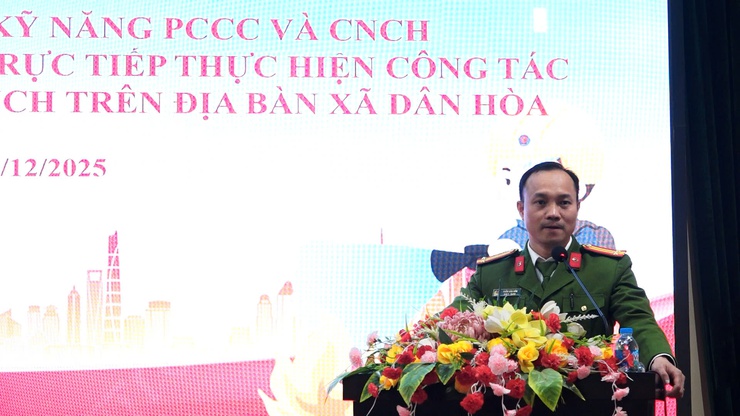 DÂN HÒA TỔ CHỨC HỘI NGHỊ TẬP HUẤN CÁC VĂN BẢN PHÁP LUẬT MỚI VÀ THỰC HÀNH KỸ NĂNG PHÒNG CHÁY, CHỮA CHÁY VÀ CỨU NẠN, CỨU HỘ- Ảnh 4.