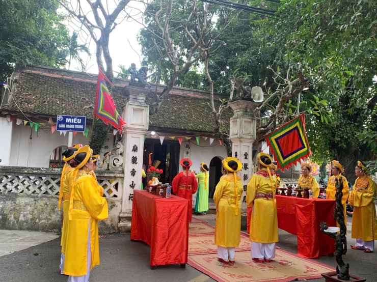 LỄ HỘI CỔ TRUYỀN LÀNG HOÀNG TRUNG – NÉT ĐẸP VĂN HÓA TÂM LINH VÀ SỨC MẠNH ĐẠI ĐOÀN KẾT CỘNG ĐỒNG- Ảnh 1.