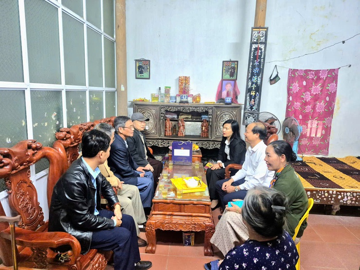 Xã Tam Hưng triển khai tặng quà của Đảng, Nhà nước nhân dịp Đại hội XIV của Đảng và Tết Nguyên đãn Bính Ngọ 2026- Ảnh 2.