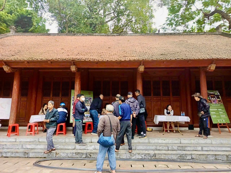 UBND PHƯỜNG VĂN MIẾU – QUỐC TỬ GIÁM TRIỂN KHAI TẶNG QUÀ CHO ĐỐI TƯỢNG CHÍNH SÁCH NHÂN DỊP ĐẠI HỘI ĐẢNG TOÀN QUỐC LẦN THỨ XIV VÀ TẾT NGUYÊN ĐÁN BÍNH NGỌ 2026- Ảnh 5.