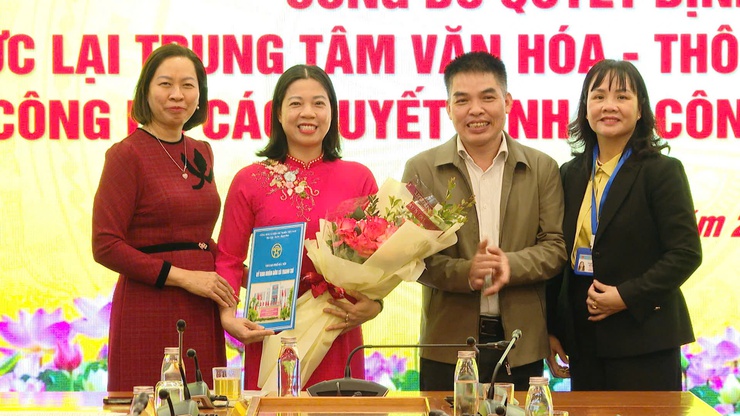 UBND xã Thanh Trì: Công bố Quyết định thành lập Trung tâm Dịch vụ tổng hợp và các Quyết định bổ nhiệm, bổ nhiệm lại cán bộ- Ảnh 3.