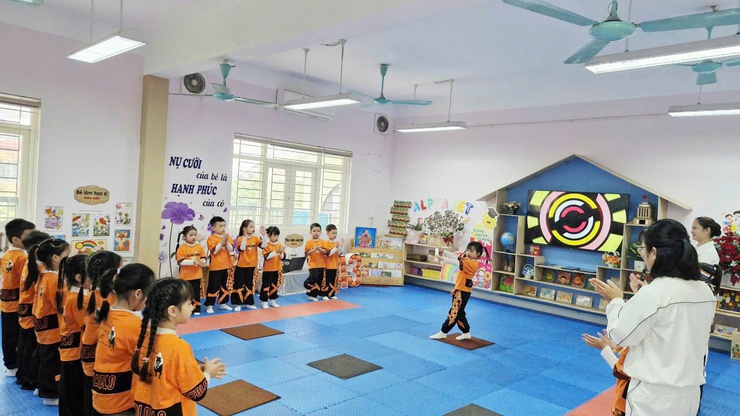 KIẾN TẬP CHUYÊN ĐỀ PHÁT TRIỂN VẬN ĐỘNG TẠI TRƯỜNG MẦM NON CHU VĂN AN – XÃ THANH TRÌ- Ảnh 2.