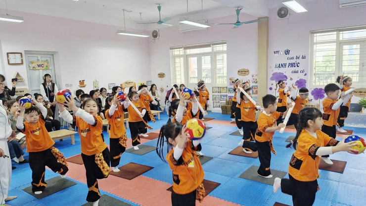 KIẾN TẬP CHUYÊN ĐỀ PHÁT TRIỂN VẬN ĐỘNG TẠI TRƯỜNG MẦM NON CHU VĂN AN – XÃ THANH TRÌ- Ảnh 6.