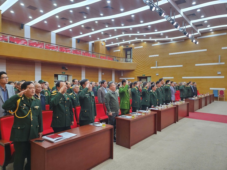 Tổng kết công tác Cựu chiến binh và phong trào thi đua CCB gương mẫu năm 2025 Phường Ô Chợ Dừa- Ảnh 1.