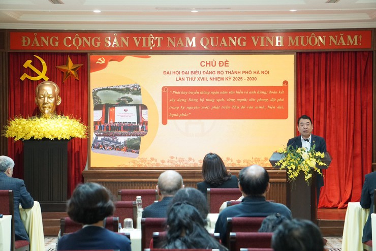 ĐẢNG BỘ PHƯỜNG CỬA NAM TỔ CHỨC HỌC TẬP, QUÁN TRIỆT, TRIỂN KHAI NGHỊ QUYẾT ĐẠI HỘI ĐẢNG BỘ THÀNH PHỐ HÀ NỘI LẦN THỨ XVIII, NHIỆM KỲ 2025 -2030
- Ảnh 3.