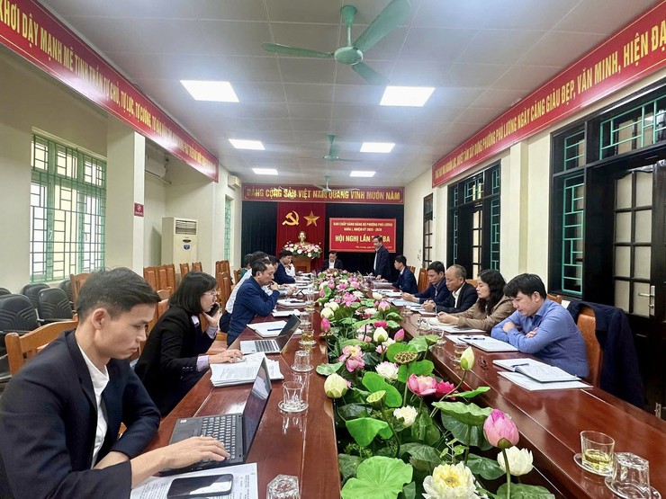 Phường Phú Lương tổ chức hội nghị lần thứ Ba BCH Đảng bộ khoá I, nhiệm kỳ 2025 - 2030- Ảnh 1.