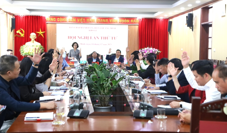 Hội nghị lần thứ Tư Ban Chấp hành Đảng bộ xã Quang Minh- Ảnh 9.