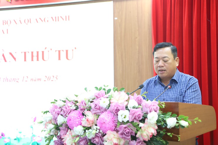 Hội nghị lần thứ Tư Ban Chấp hành Đảng bộ xã Quang Minh- Ảnh 4.