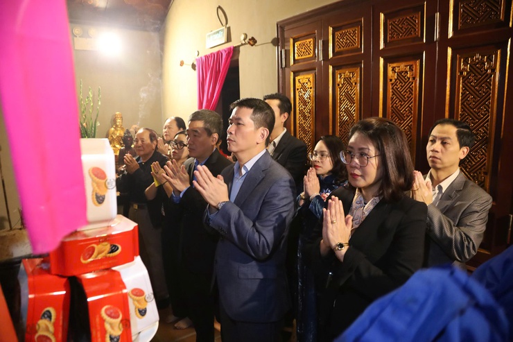 &nbsp;LỄ DÂNG HƯƠNG TƯỞNG NIỆM NGÀY HÓA ĐỨC THÁNH KHỎA BA SƠN- Ảnh 10.