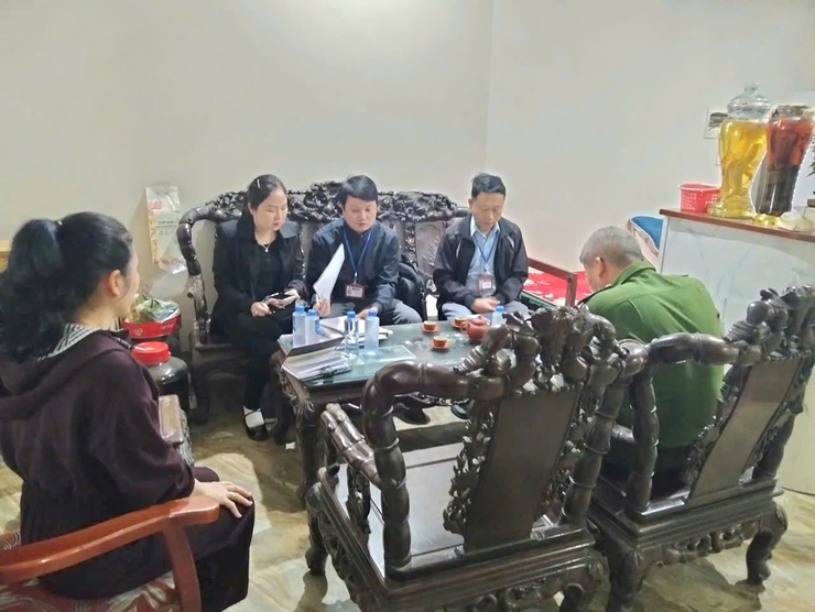 Phú Nghĩa: Đội kiểm tra liên ngành 178 kiểm tra các cơ sở kinh doanh dịch vụ trên địa bàn- Ảnh 1. Phú Nghĩa: Đội kiểm tra liên ngành 178 kiểm tra các cơ sở kinh doanh dịch vụ trên địa bàn- Ảnh 1.